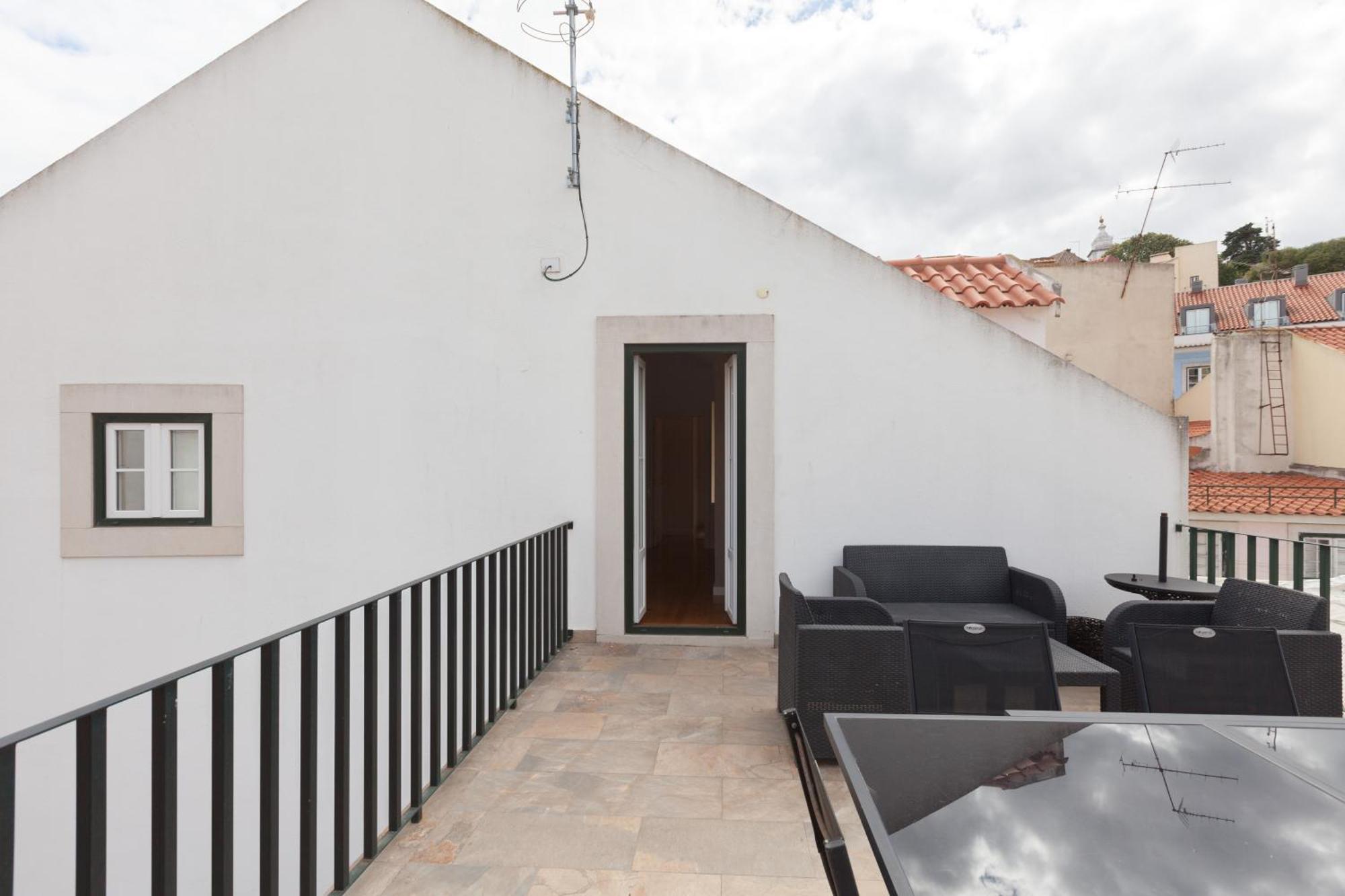 Апартаменты Flh Portas Do Sol Duplex With Terrace Лиссабон Экстерьер фото